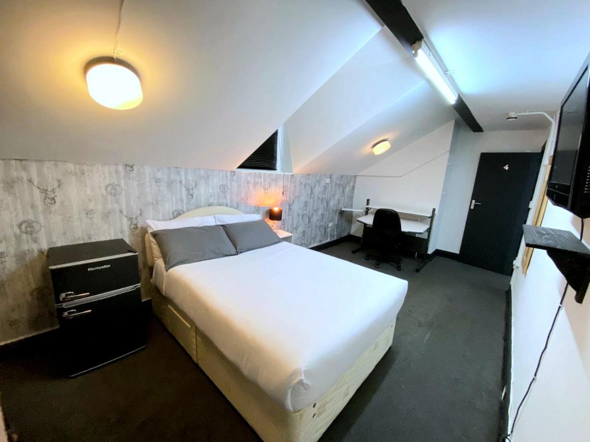 Townhouse 105 Hotel Huddersfield Exterior foto